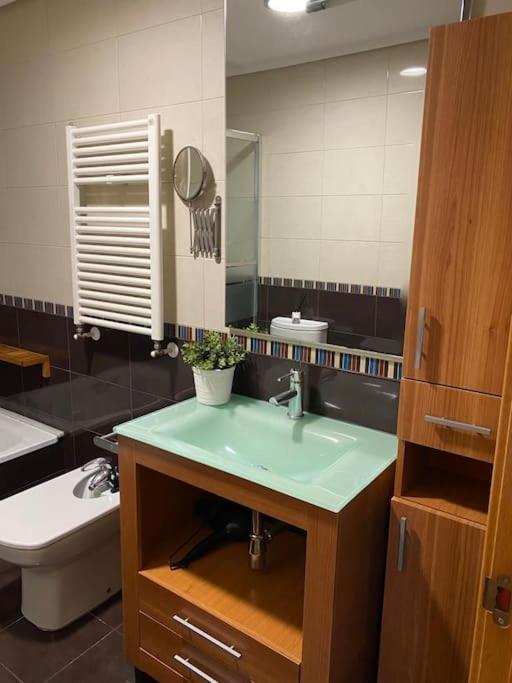 דירות גיחון Calidad En Zona Tranquila מראה חיצוני תמונה